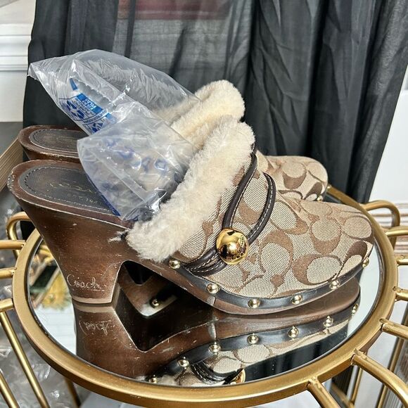Coach Signature Faux Fur Clogs - Picture 4 of 5